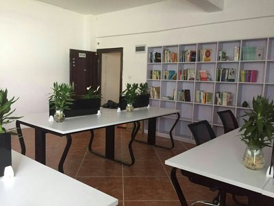 三亞海眾教育咨詢 點亮未來，規劃啟航